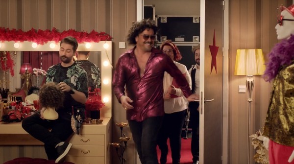 Vodafone - Türkiye’nin Starı Dir. Cut